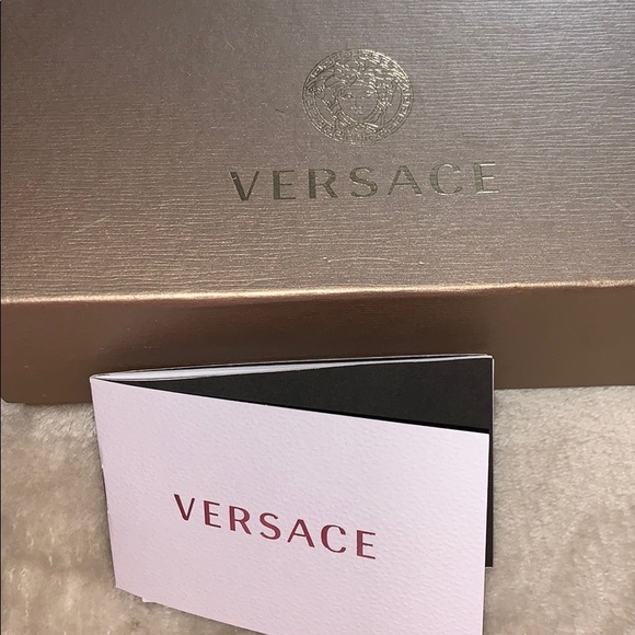 Versace sunglasses - Picture 3 of 7